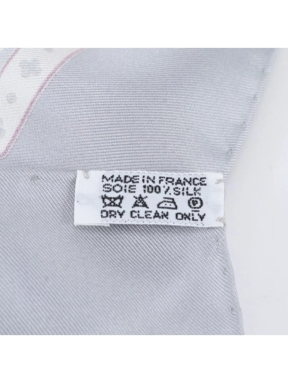 Hermes Carre 90 Chaque Rencontre Est Unique Era One Meeting Silk 100% Scarf